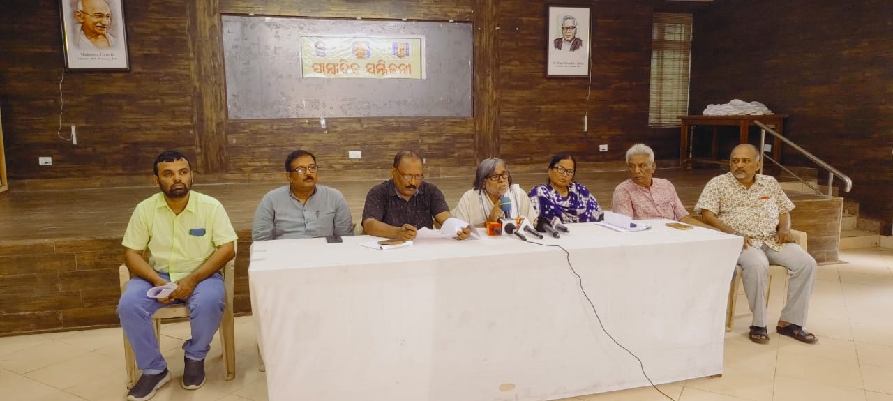 କିଡ଼ନୀ ଜନିତ ରୋଗୀ ଓ କିଡ଼ନୀ ପ୍ରତିରୋପଣ ହୋଇଥିବା ରୋଗୀଙ୍କ ଚିକିତ୍ସା କ୍ଷେତ୍ରରେ ଶ୍ରୀରାମଚନ୍ଦ୍ର ଭଞ୍ଜ ମେଡିକାଲ କଲେଜ ଓ ହସ୍ପିଟାଲର ଚରମ ଅବହେଳା ରୋଗୀଙ୍କ ମରଣଜନ୍ତା ସୃଷ୍ଟି କରିଛି