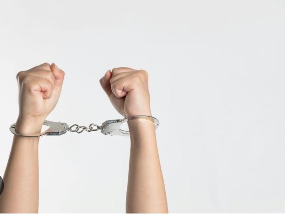 ଅଭିନେତ୍ରୀଙ୍କ ଅଭିଯୋଗ ପରେ ଗିରଫ ହେଲେ ସ୍ୱାମୀ